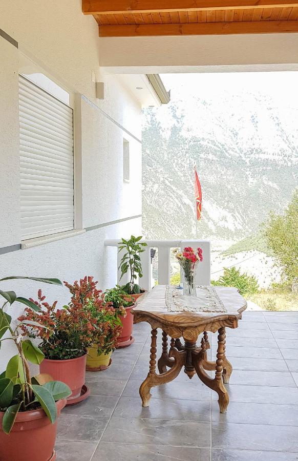 Villa Goliku Peshtan